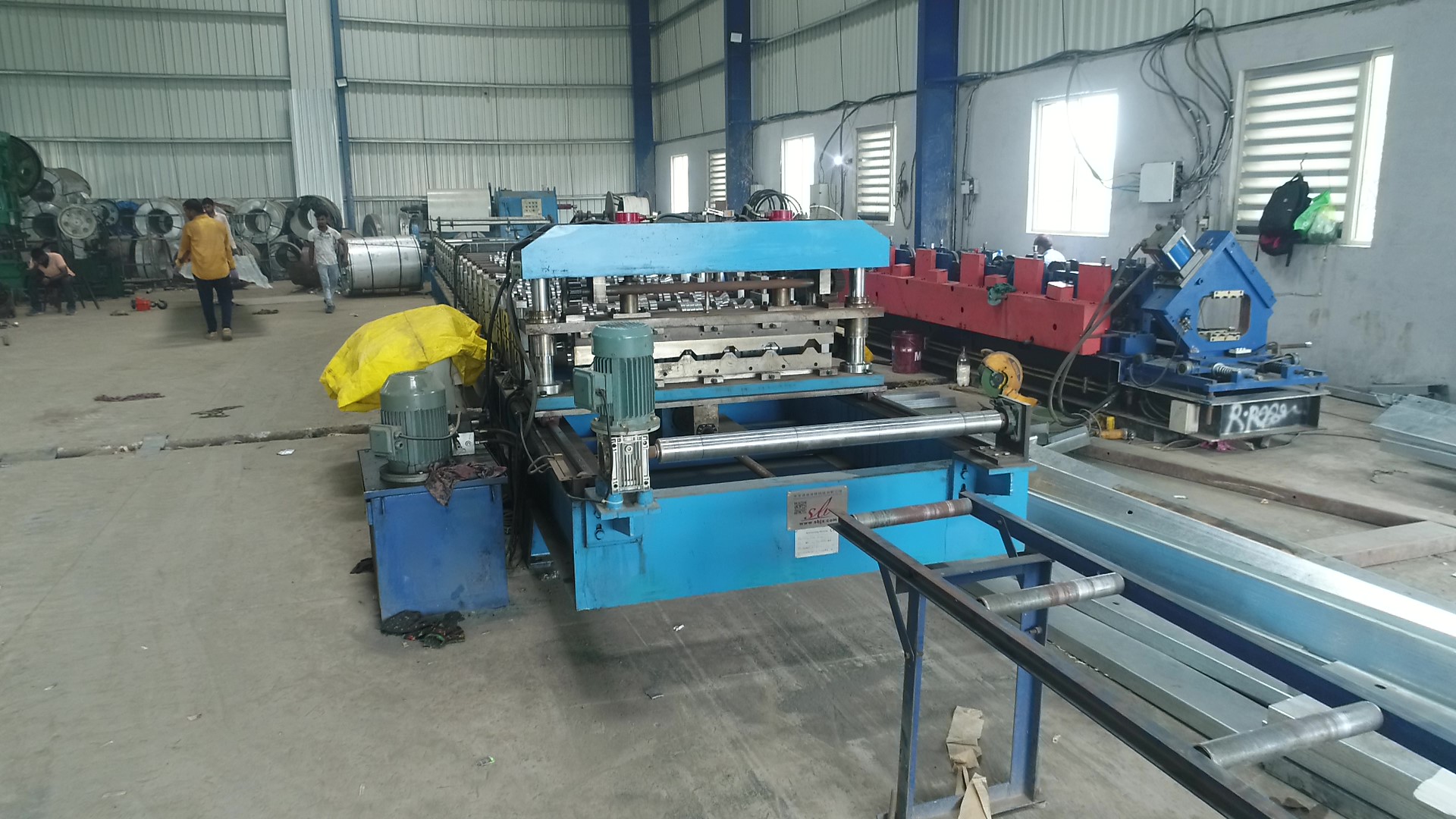 Roof Roll Forming MachineRoof Roll Forming Machine