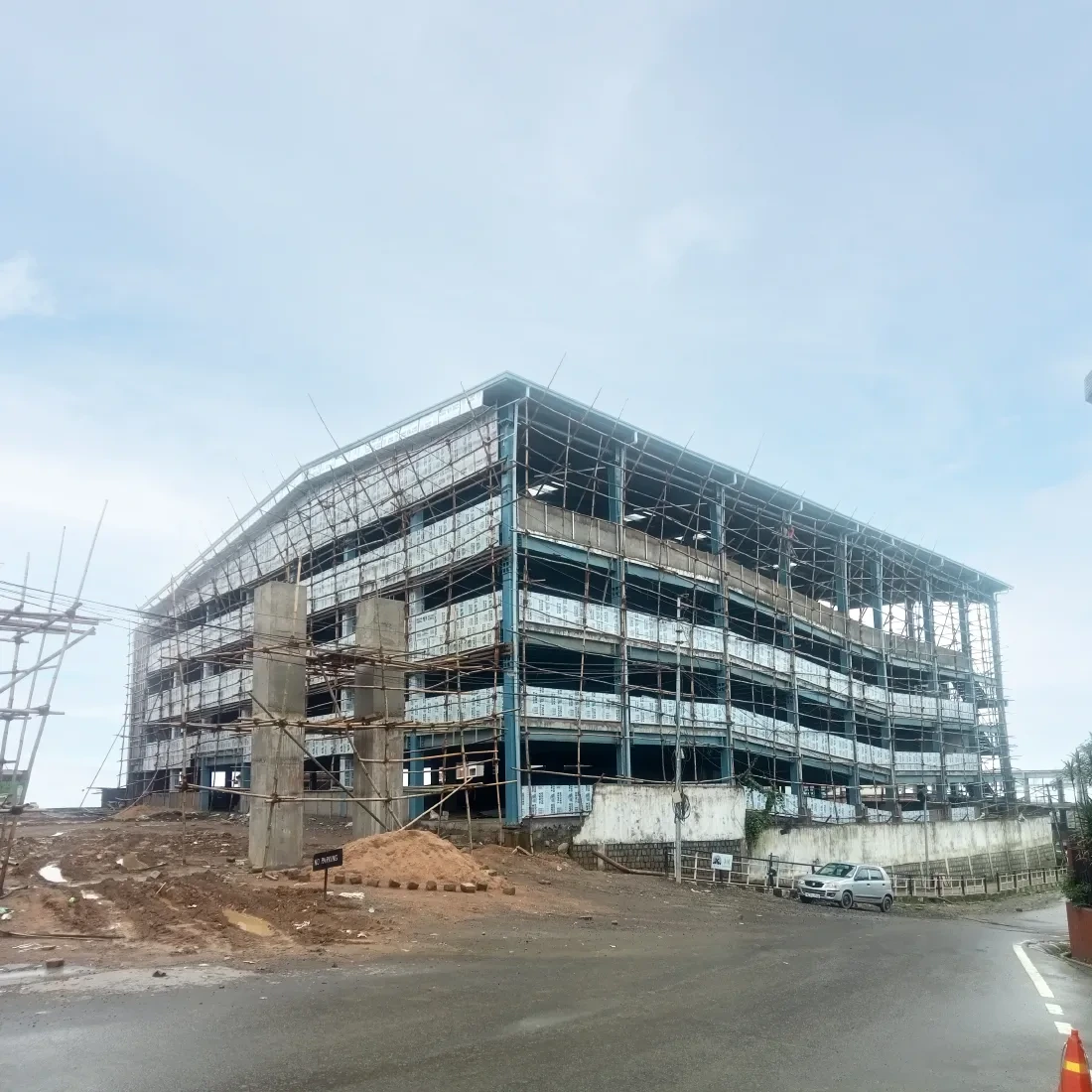 Willus steel building under construction